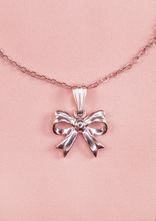 Elegant Bow Necklace