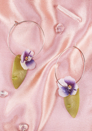 Dew Drop Pansy Hoops