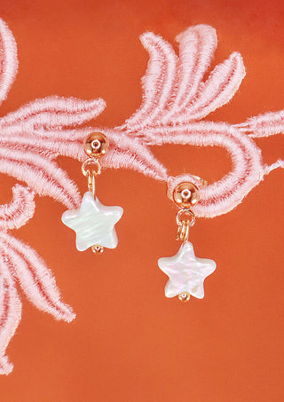 Tiny Star Earring