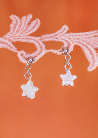 Tiny Star Earring