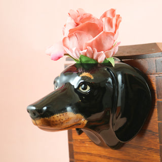 Small dachshund wallvase