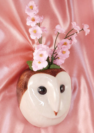 Small barn owl wallvase