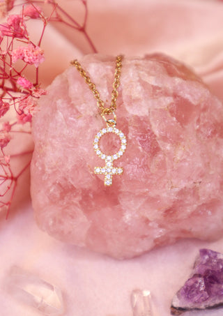 Sparkling venus necklace