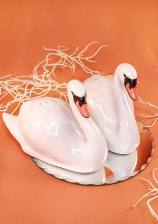 Swan salt and pepper shakers
