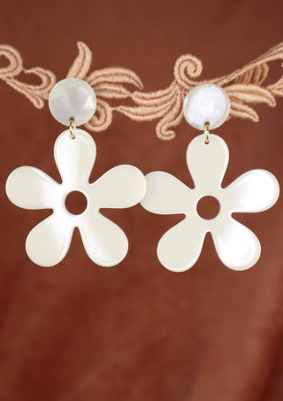 Majestic Blossom Earrings Pearl
