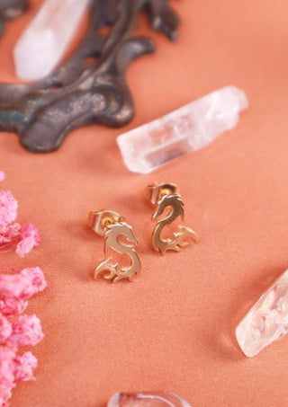 Dragon stud earrings Gold