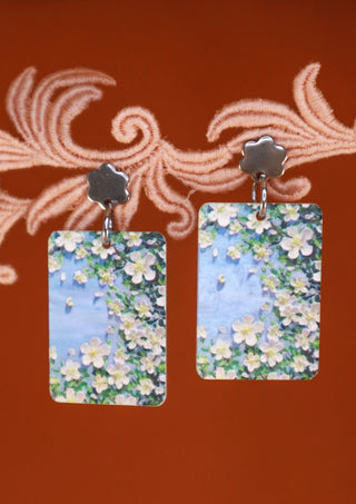 Waterlily Scenery Earrings