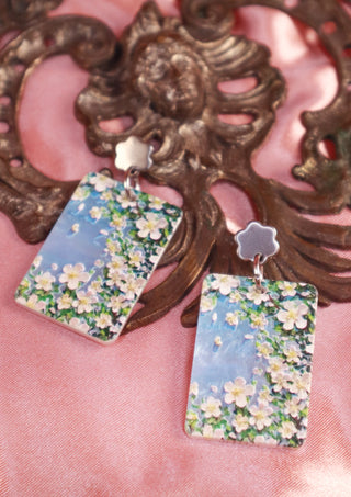 Waterlily Scenery Earrings