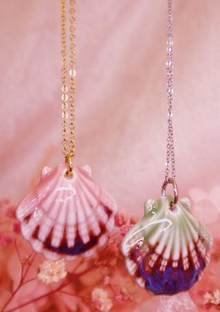 Pink shell gold necklace