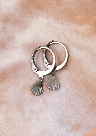 Tiny shell mix & match earring