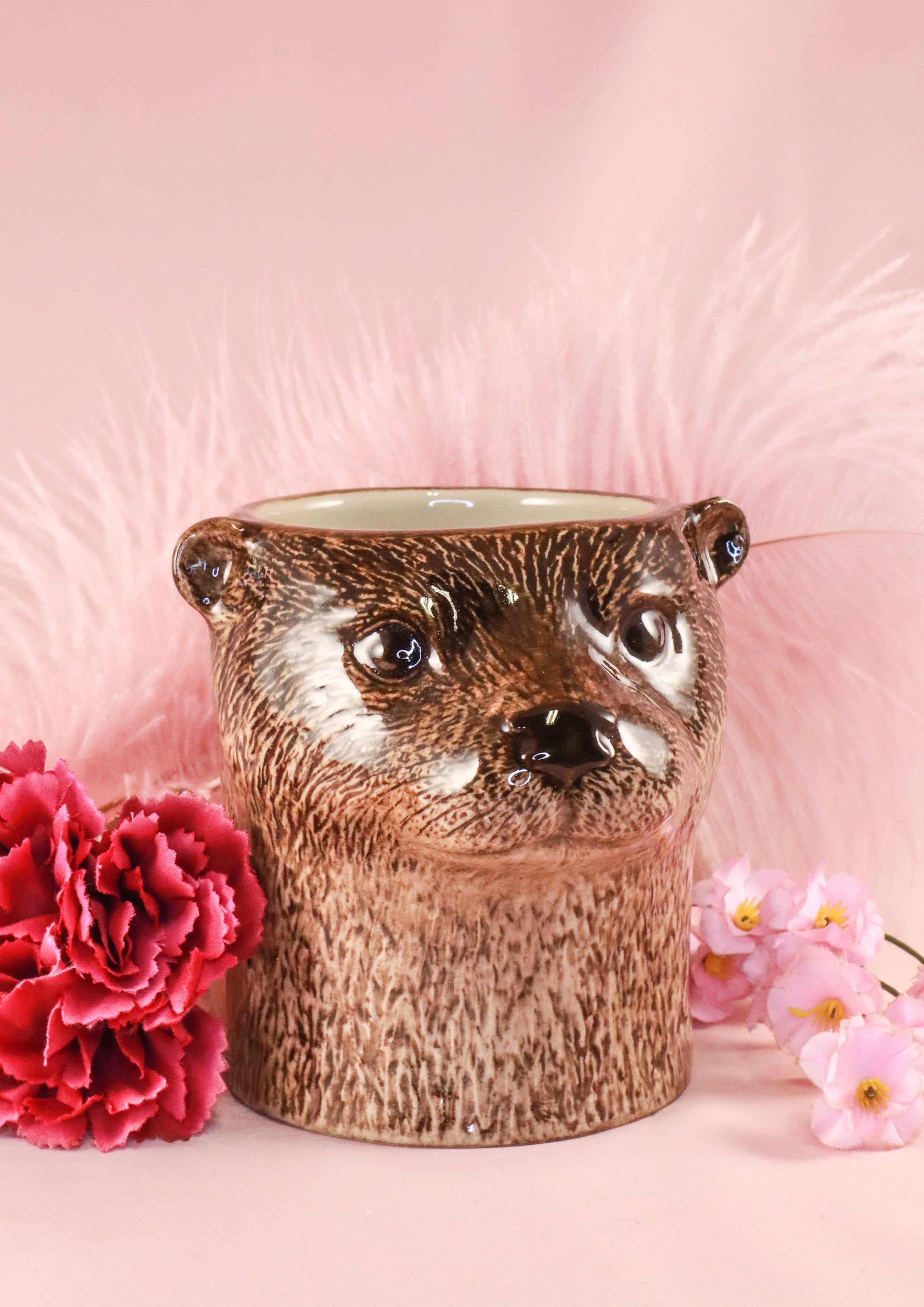 otter plant pot Otter pot – Pill & Punch